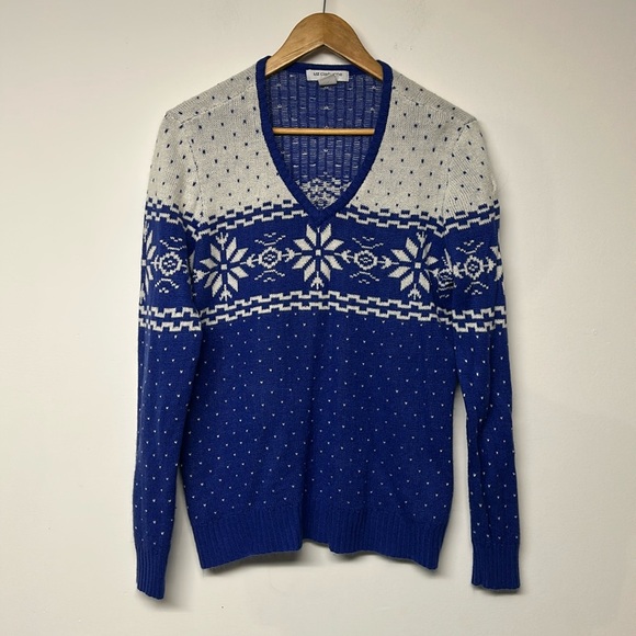 Liz Claiborne Petite Large Snowflake Sweater - Picture 1 of 9